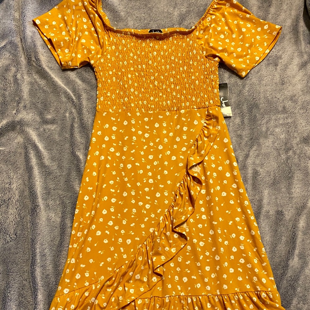 Justify Yellow Floral Sun Dress, Juniors M